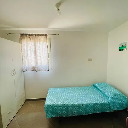 Maris'house 펜션 파키노